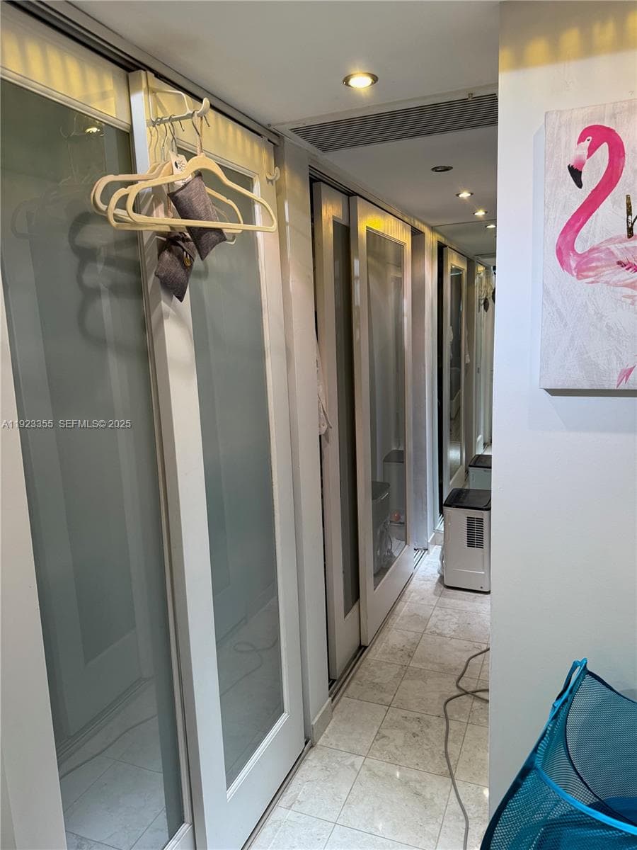 Royal Embassy · #11D in Miami Beach - Photo 42