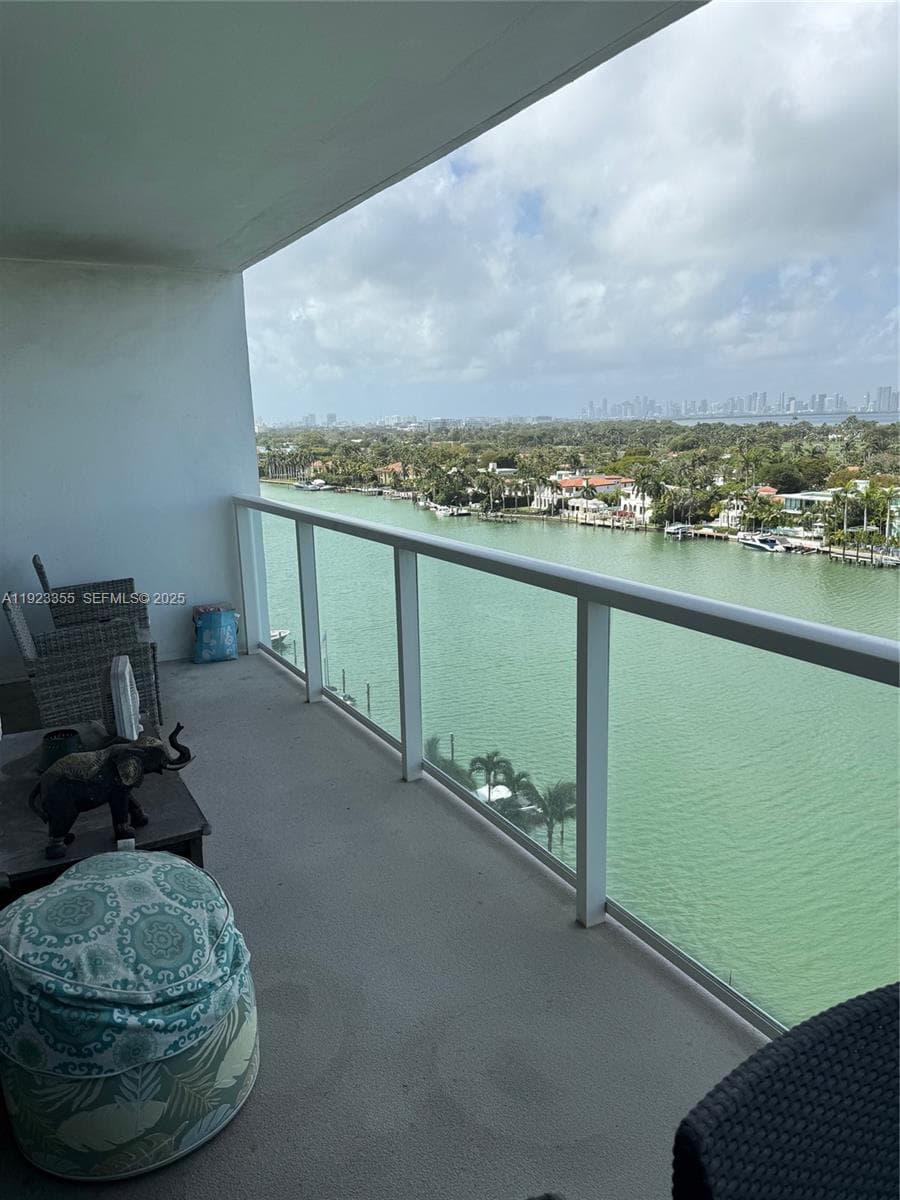 Royal Embassy · #11D in Miami Beach - Photo 48
