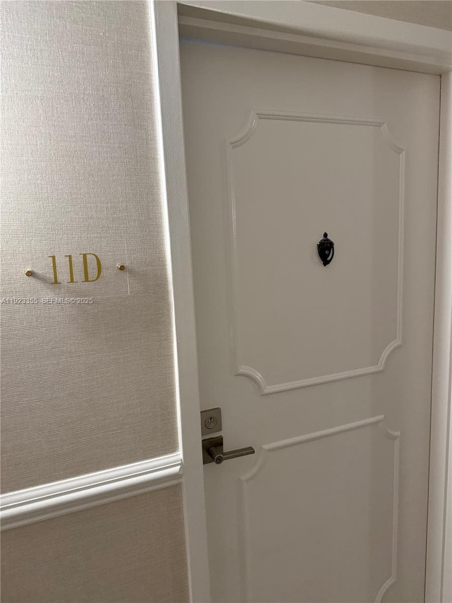 Royal Embassy · #11D in Miami Beach - Photo 8
