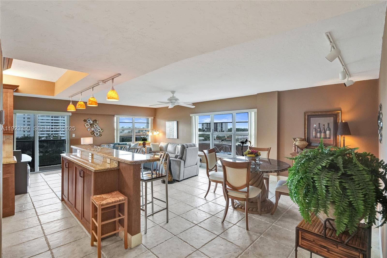THE WARWICK · #6M in Fort Lauderdale - Photo 2