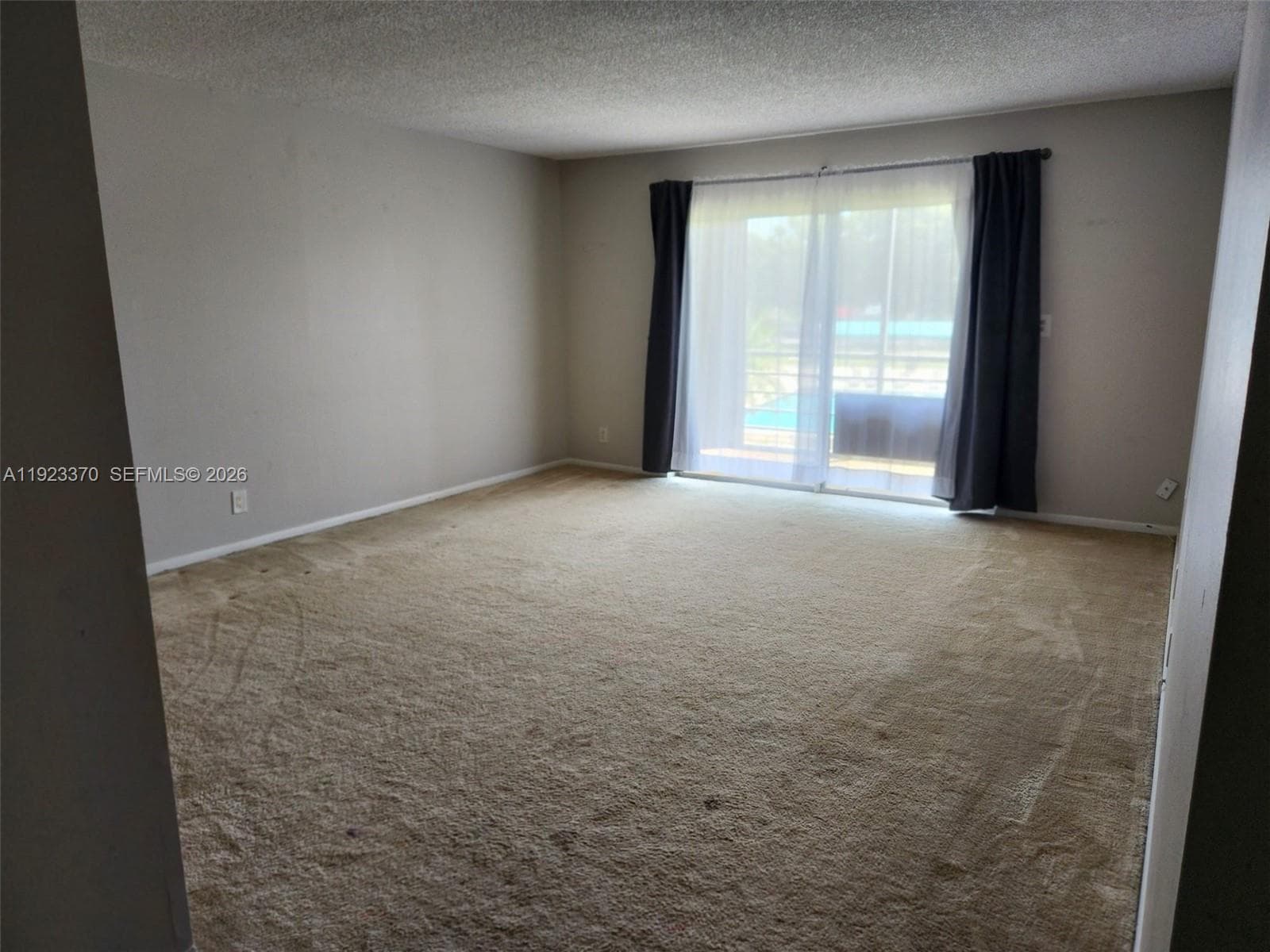 Stirling 56 · #207 in Hollywood - Photo 5