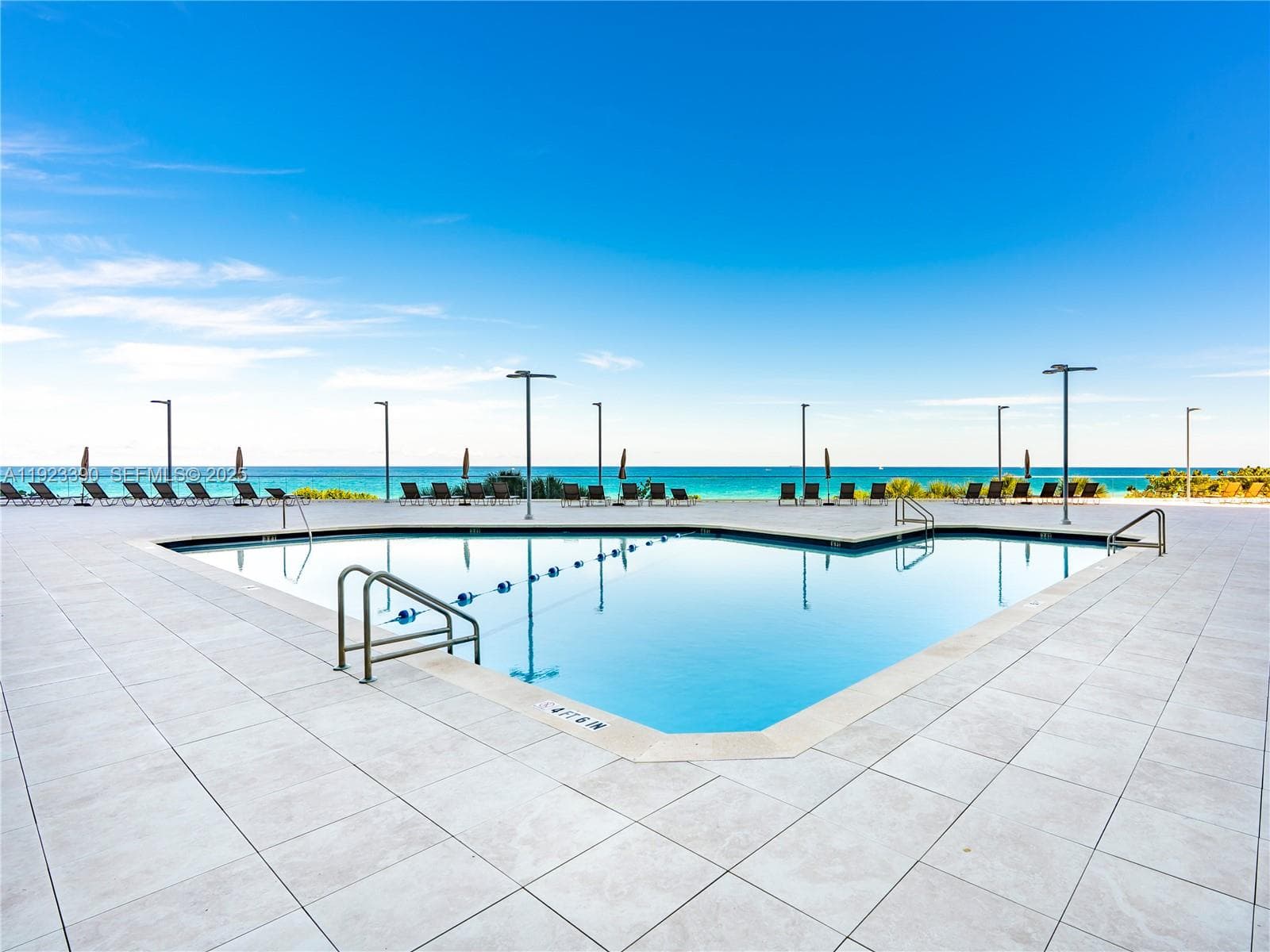 BURLEIGH HOUSE CONDO · #1233 in Miami Beach - Photo 15