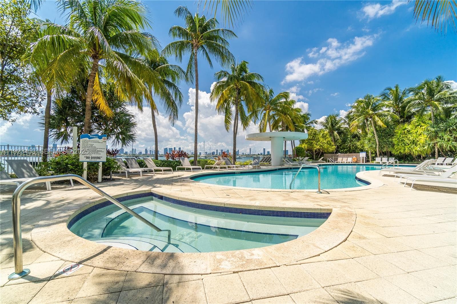 THE WAVERLY AT SOUTH BEAC · #1009 in Miami Beach - Photo 35