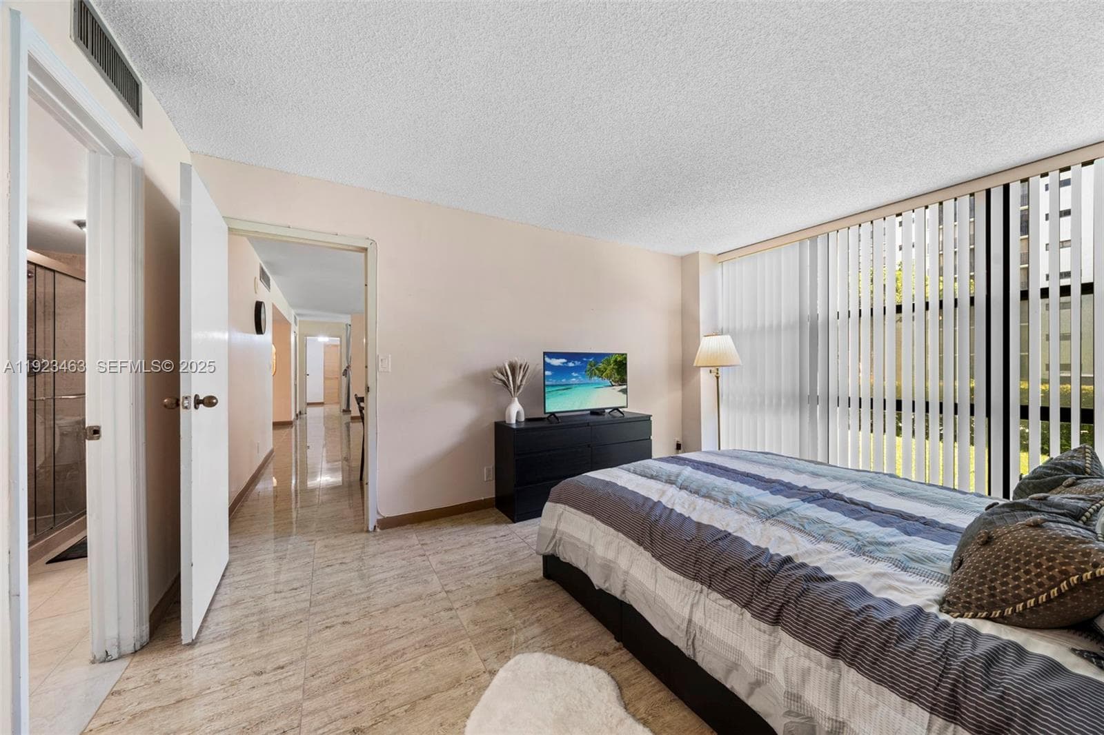 PLAZA OF AMERICAS CONDO · #107 in Sunny Isles Beach - Photo 20