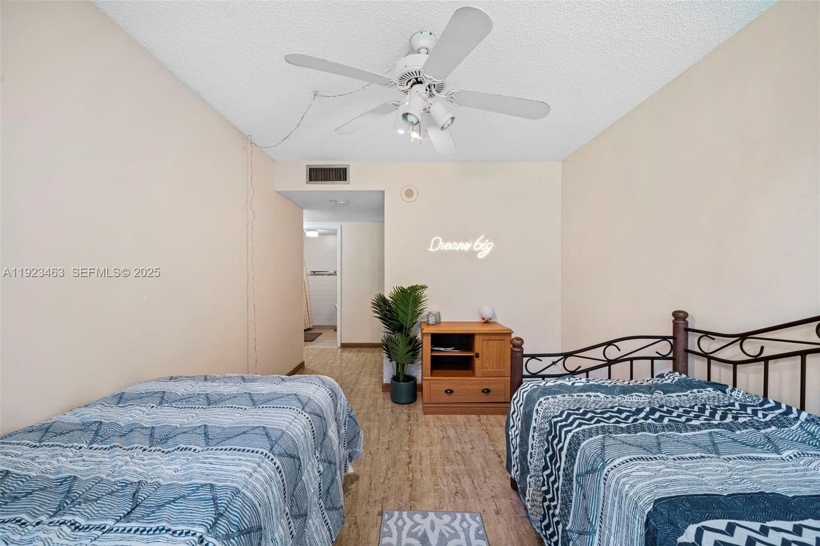 PLAZA OF AMERICAS CONDO · #107 in Sunny Isles Beach - Photo 24