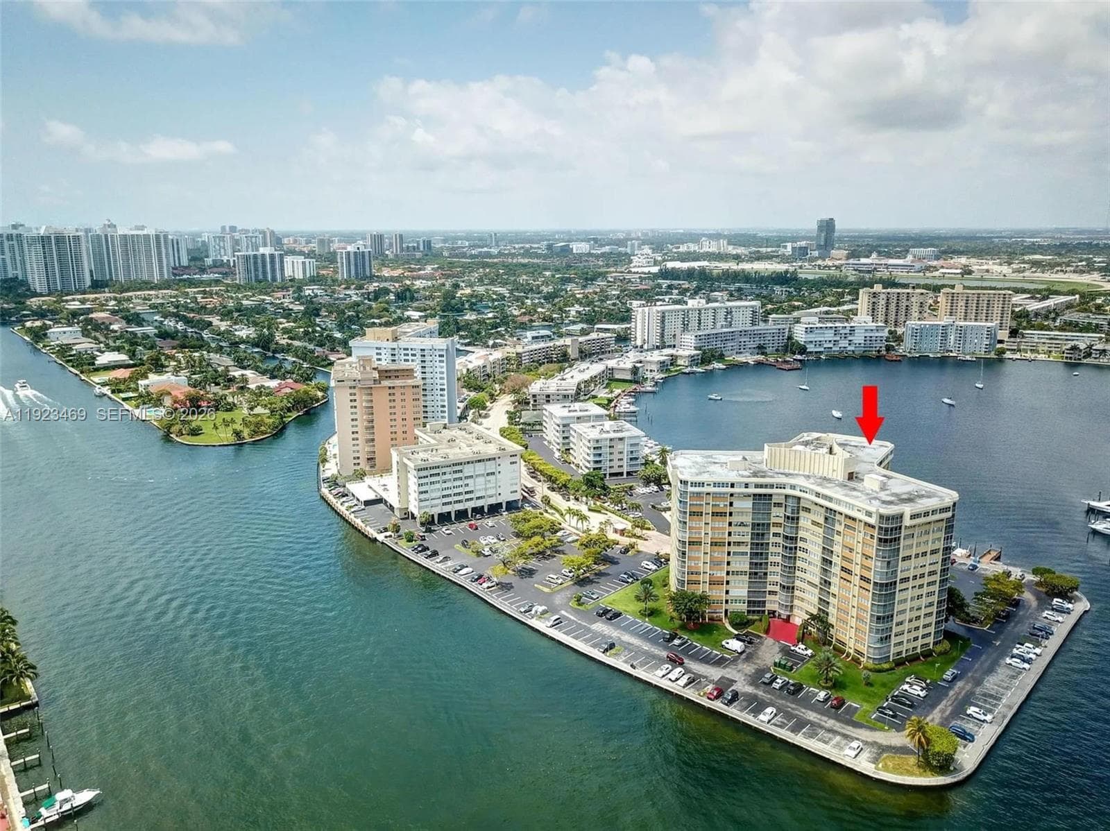 Lake Point Tower · #605 in Hallandale Beach - Photo 23