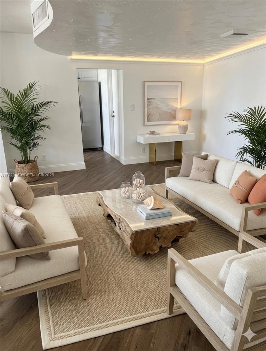 Lake Point Tower · #605 in Hallandale Beach - Photo 3