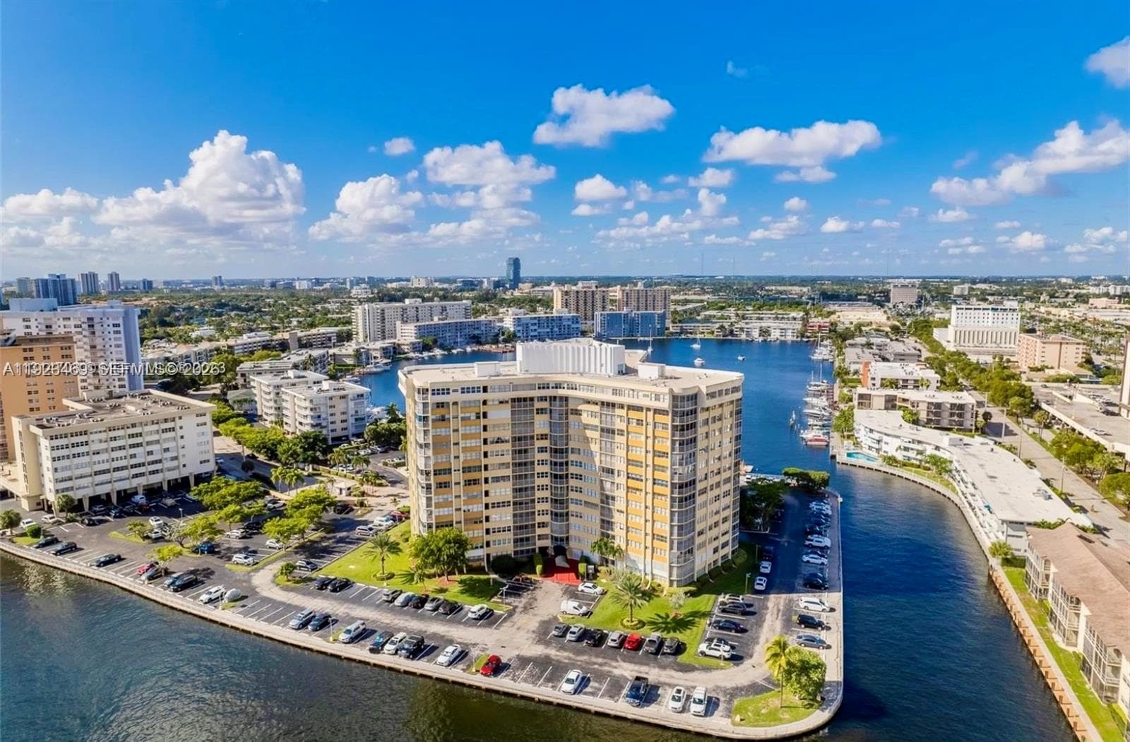 Lake Point Tower · #605 in Hallandale Beach - Photo 20