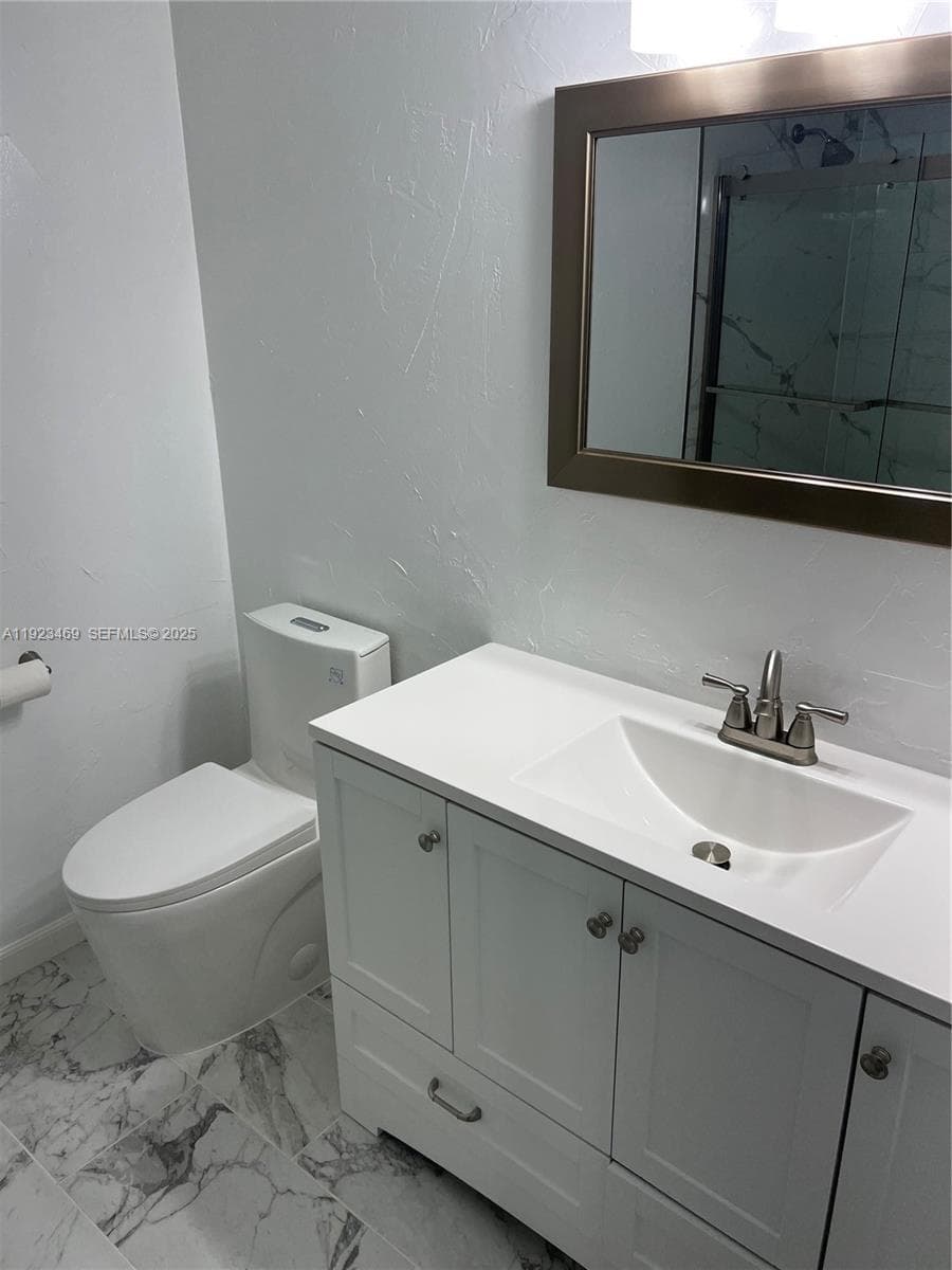 Lake Point Tower · #605 in Hallandale Beach - Photo 33