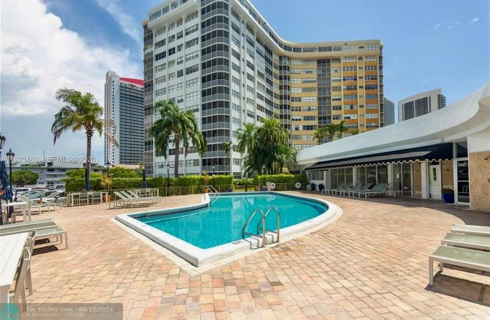 Lake Point Tower · #605 in Hallandale Beach - Photo 11