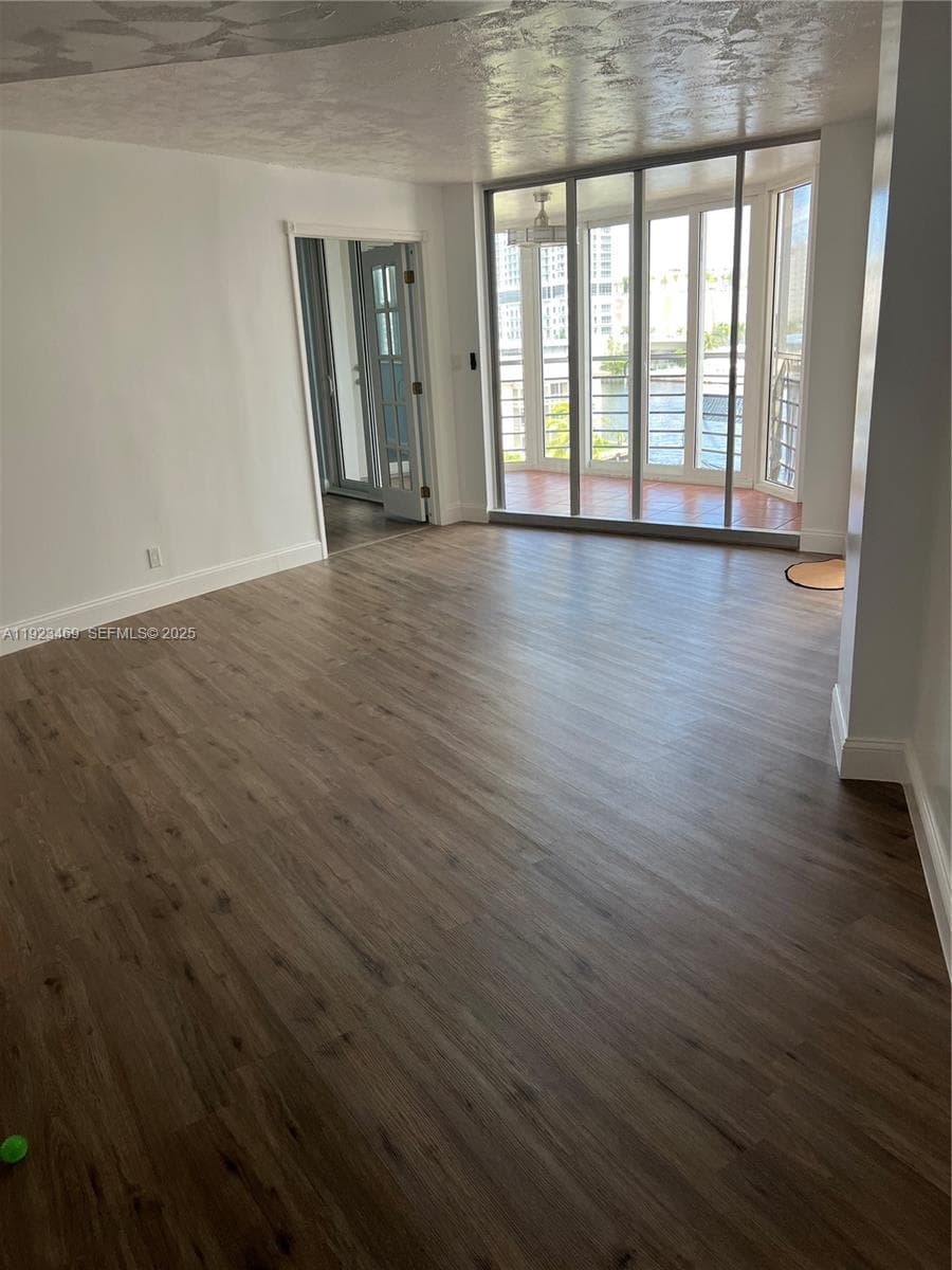 Lake Point Tower · #605 in Hallandale Beach - Photo 44