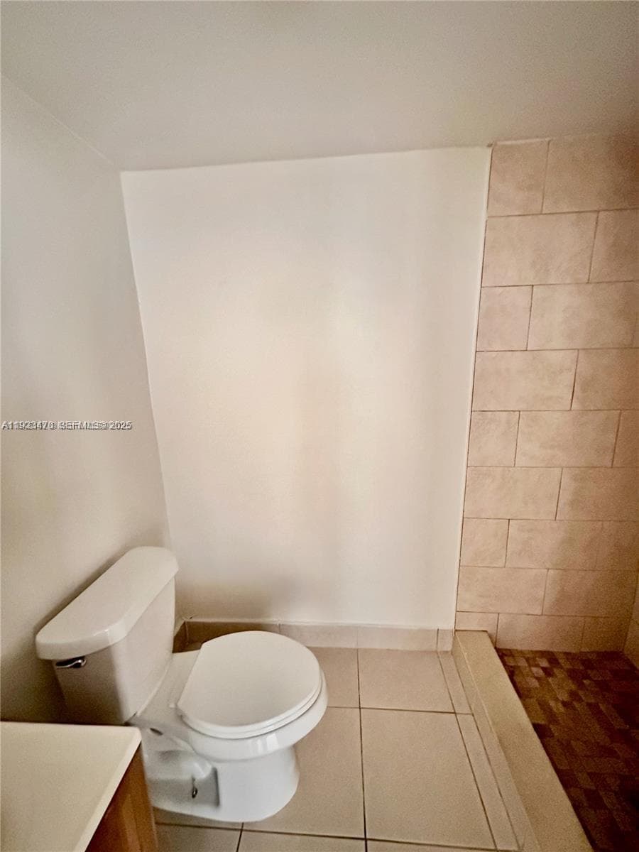BROADMOOR SUB · #8 in Miami - Photo 7