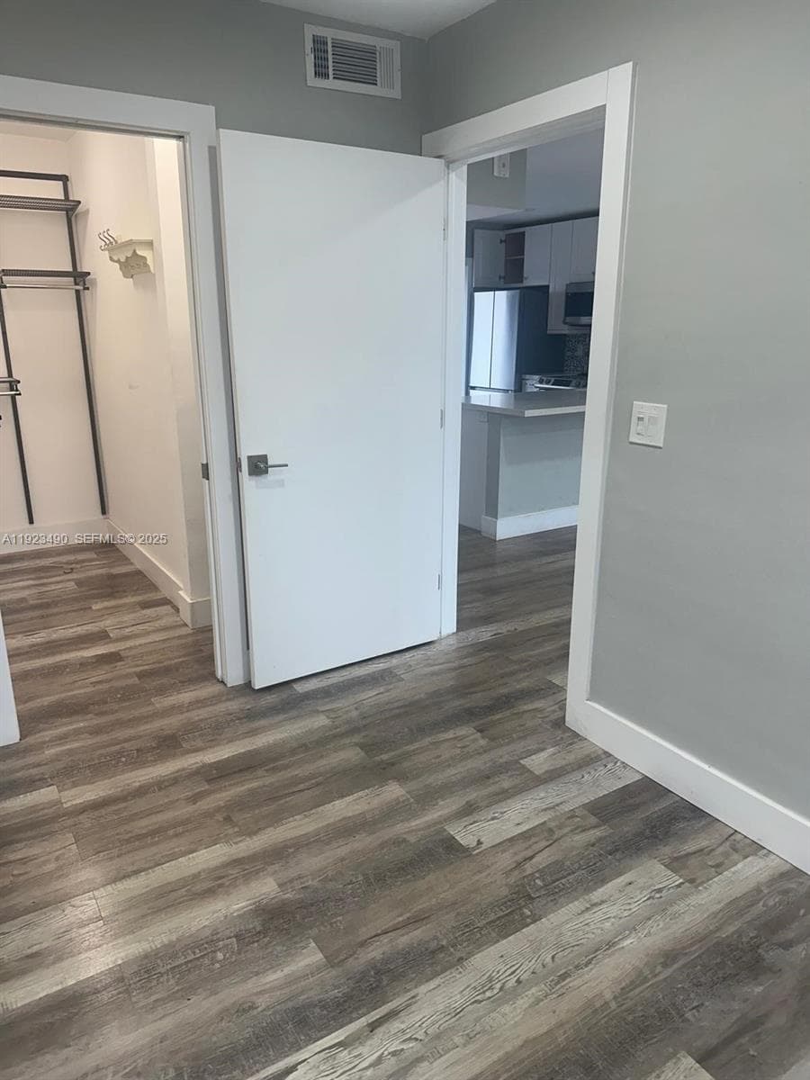 IRVINGTON GARDENS CONDO · #305 in Hallandale Beach - Photo 12