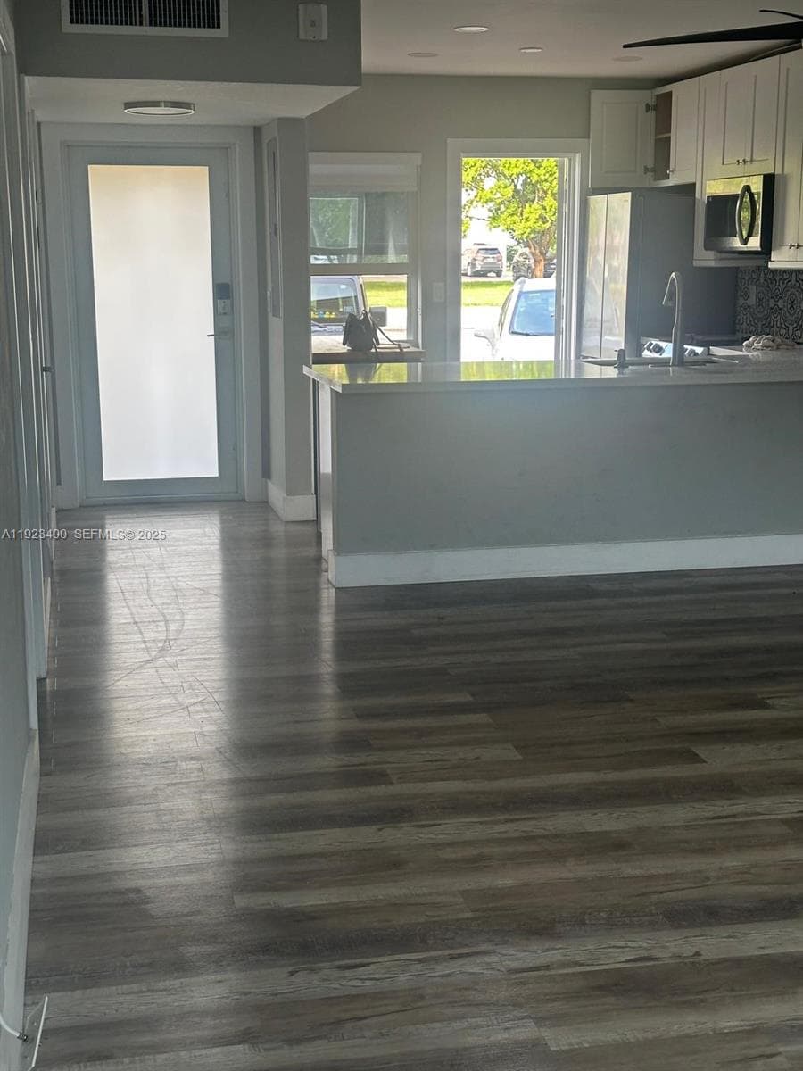 IRVINGTON GARDENS CONDO · #305 in Hallandale Beach - Photo 36