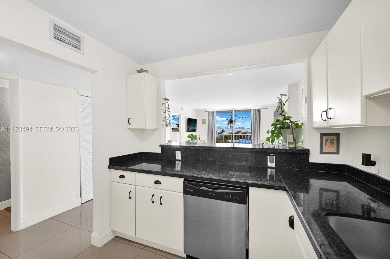 Stanton House Condo · #6B in Miami Beach - Photo 16