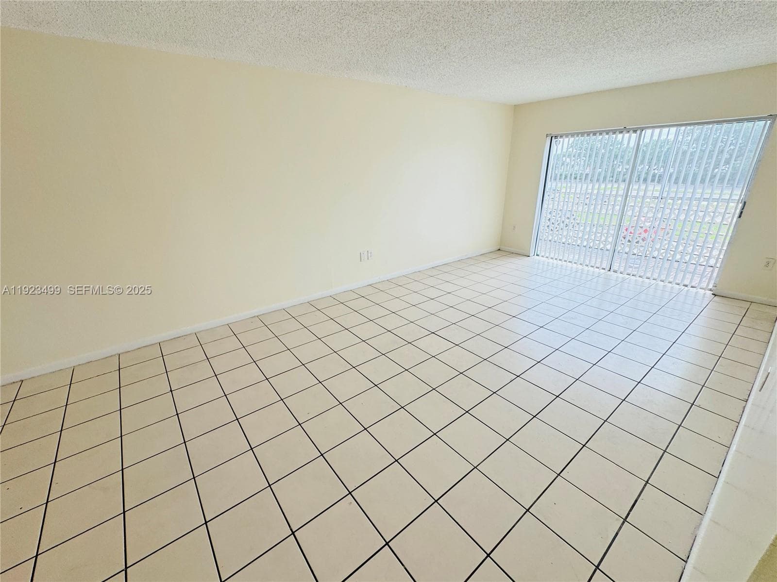 SUNSET HILLS I CONDO · #205 in Lauderdale Lakes - Photo 1