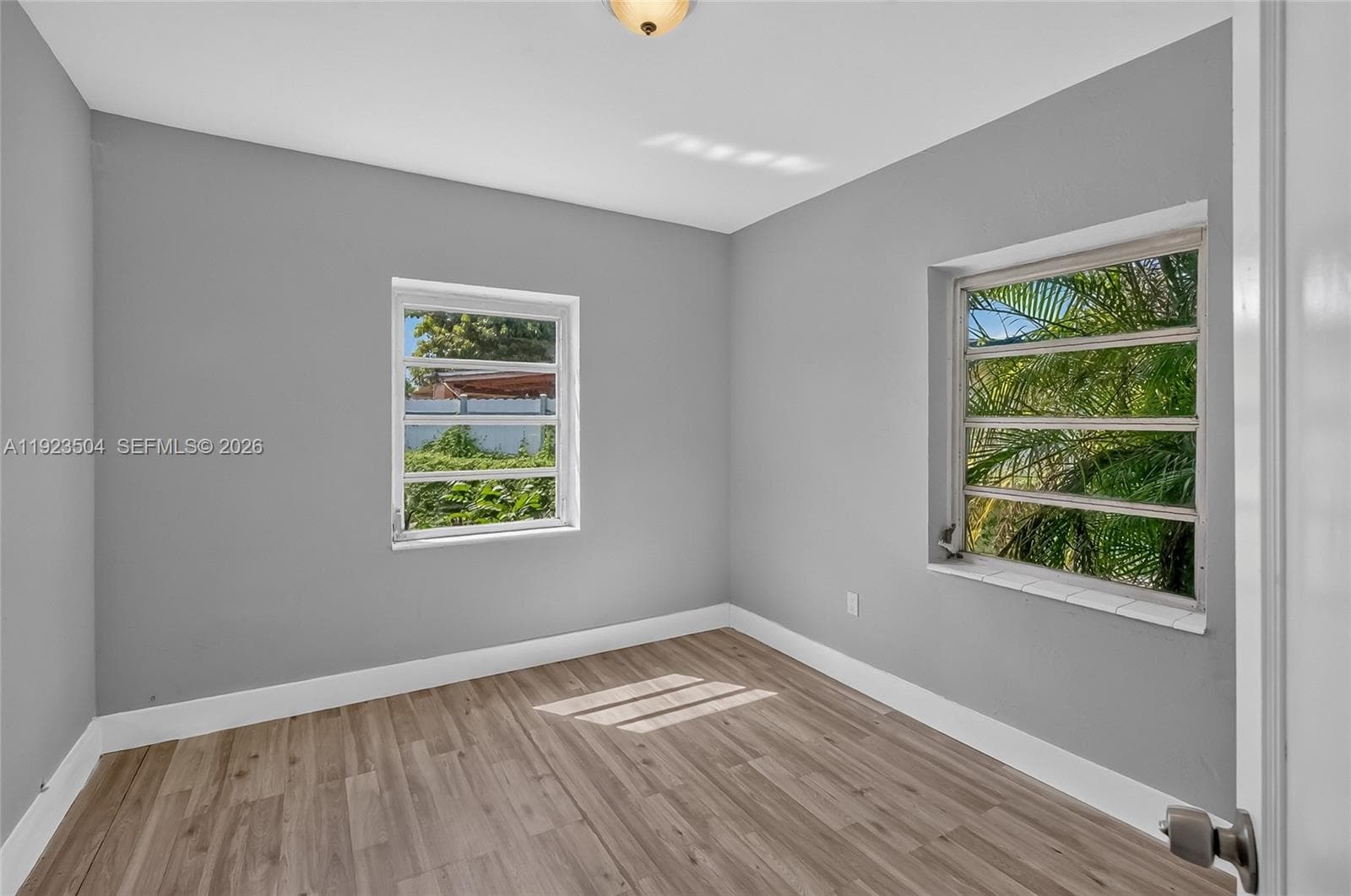 14801 Lincoln Blvd photo 27
