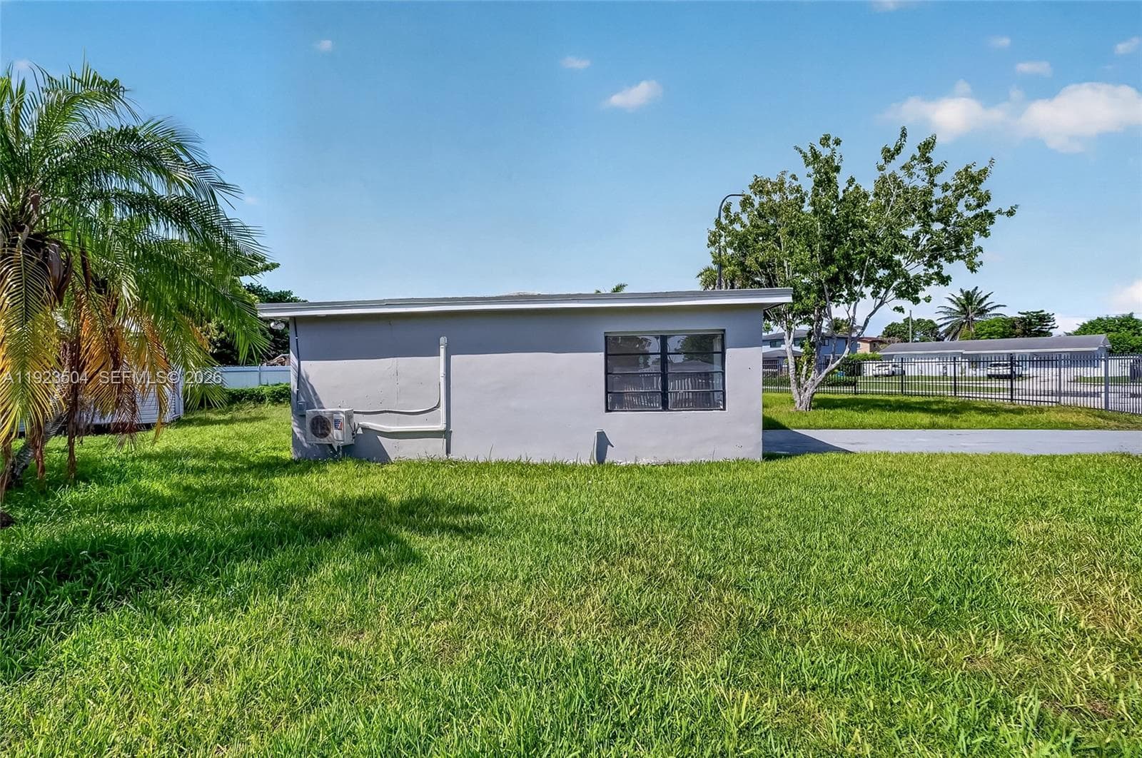 14801 Lincoln Blvd photo 6