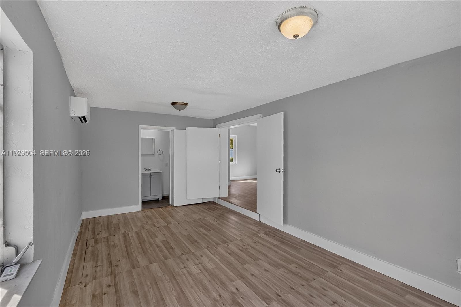 14801 Lincoln Blvd photo 12