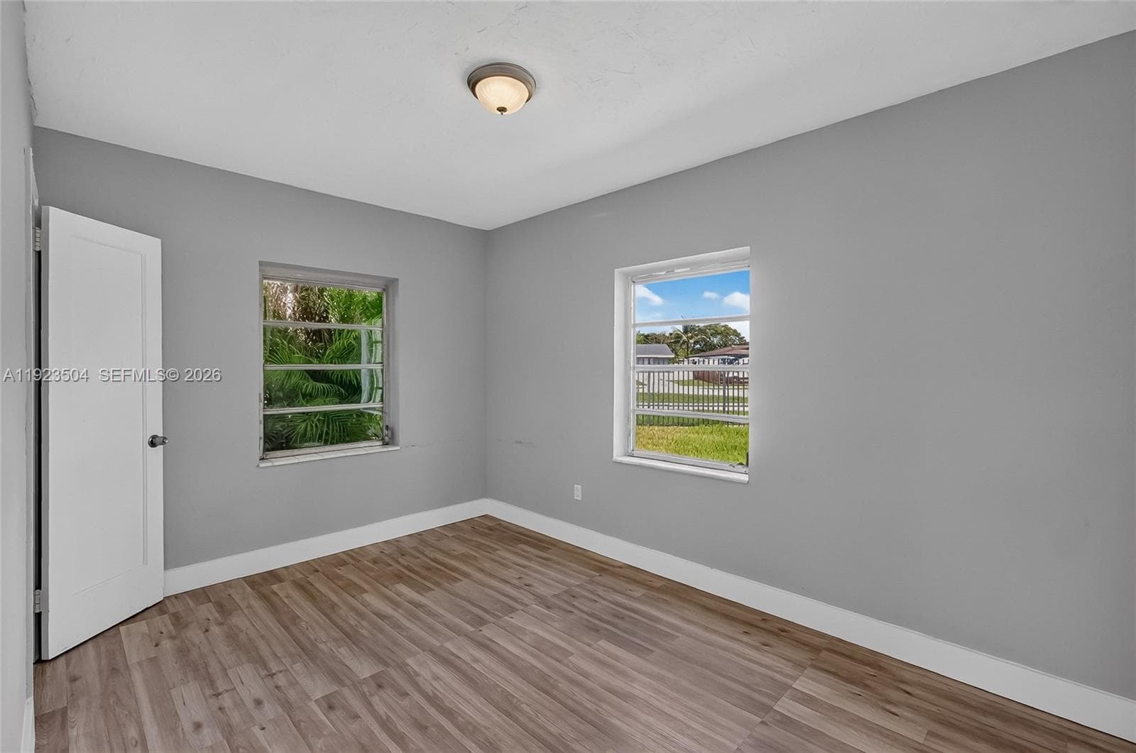 14801 Lincoln Blvd photo 28
