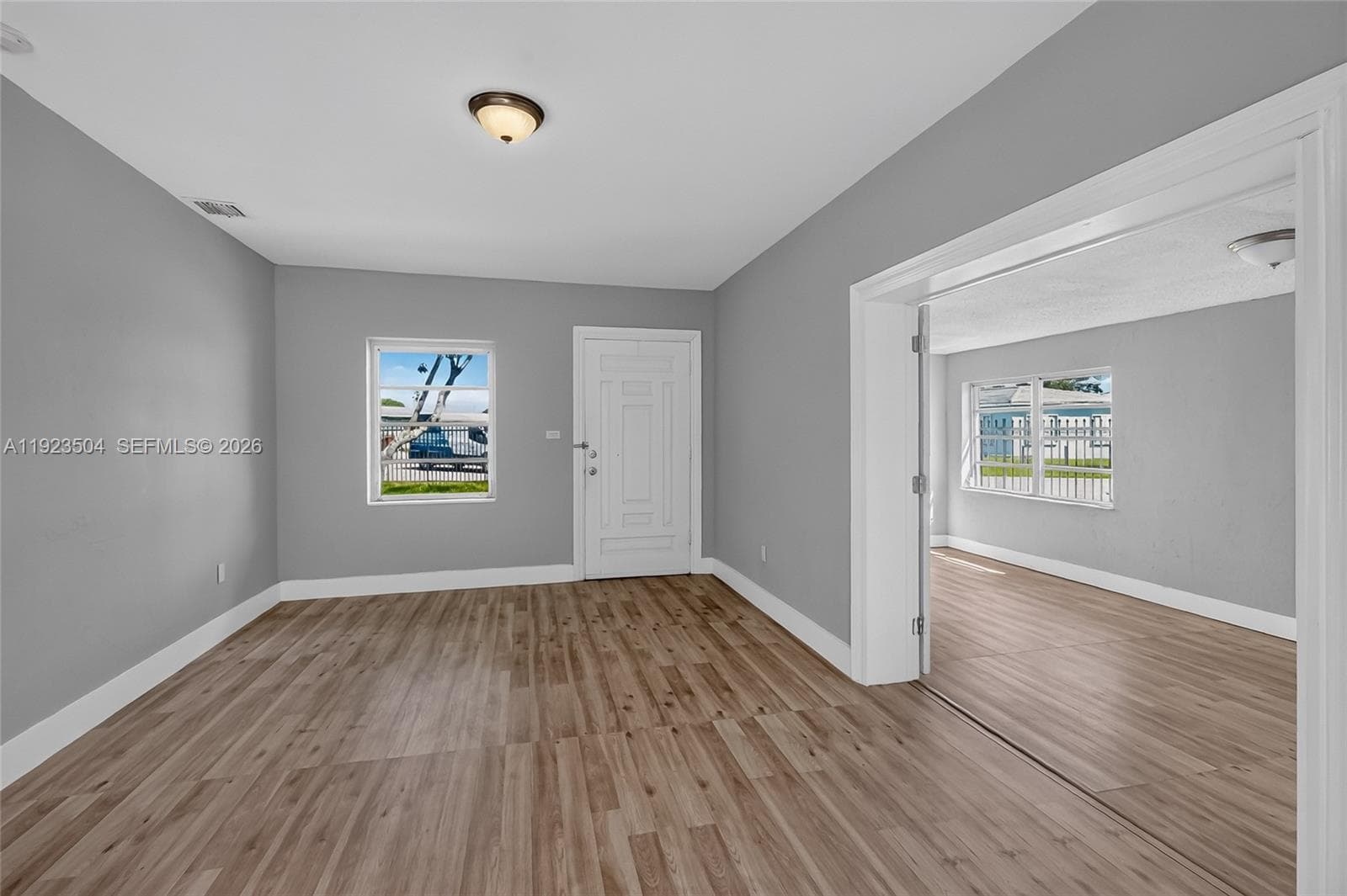 14801 Lincoln Blvd photo 9