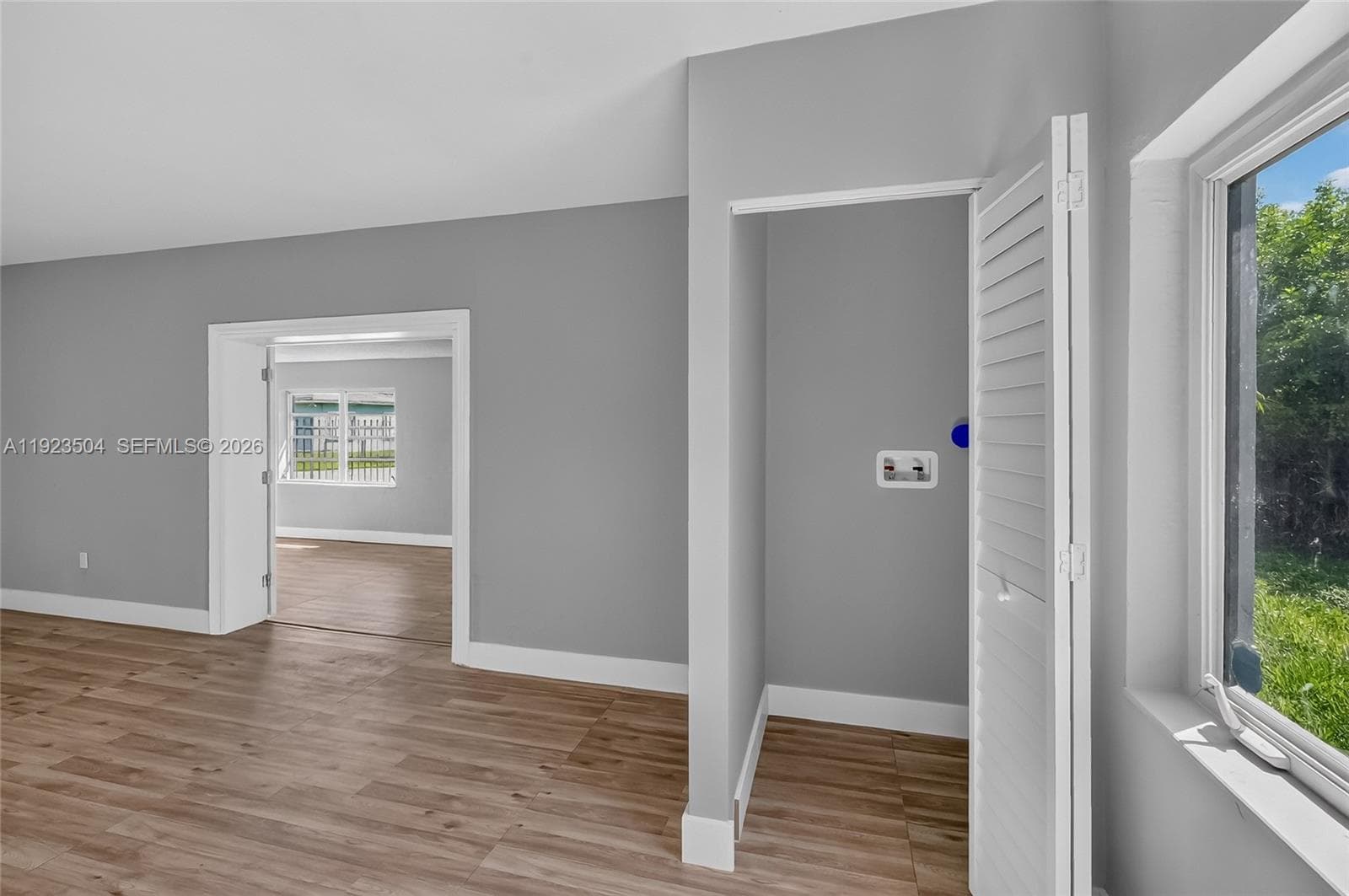 14801 Lincoln Blvd photo 18