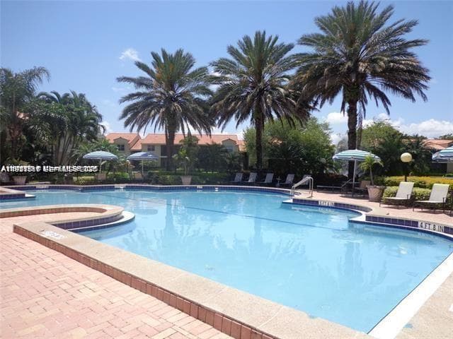 ROYAL POINCIANA CONDO · #1805 in Pompano Beach - Photo 1