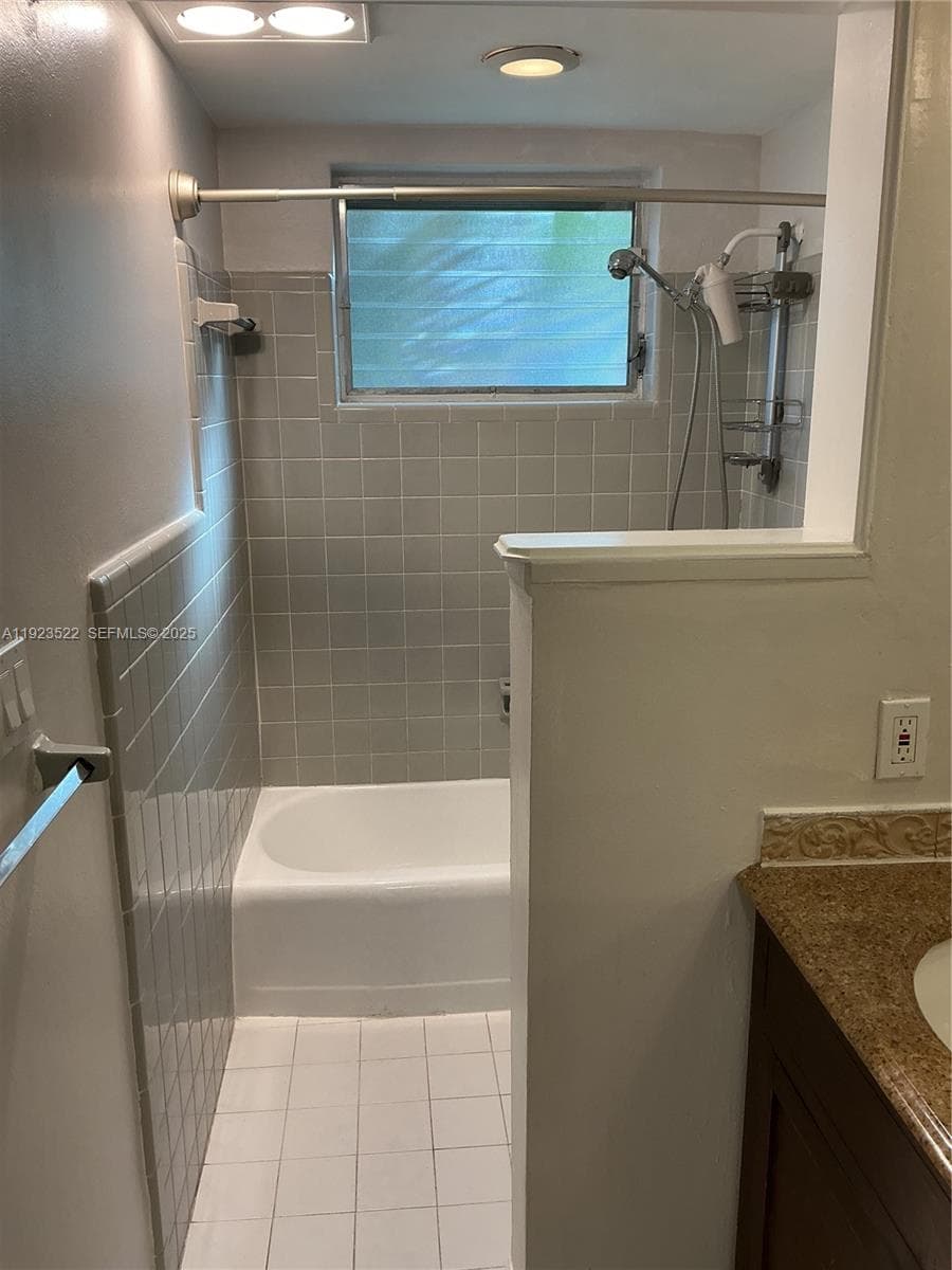SUTTON PLACE · #103C in Fort Lauderdale - Photo 4