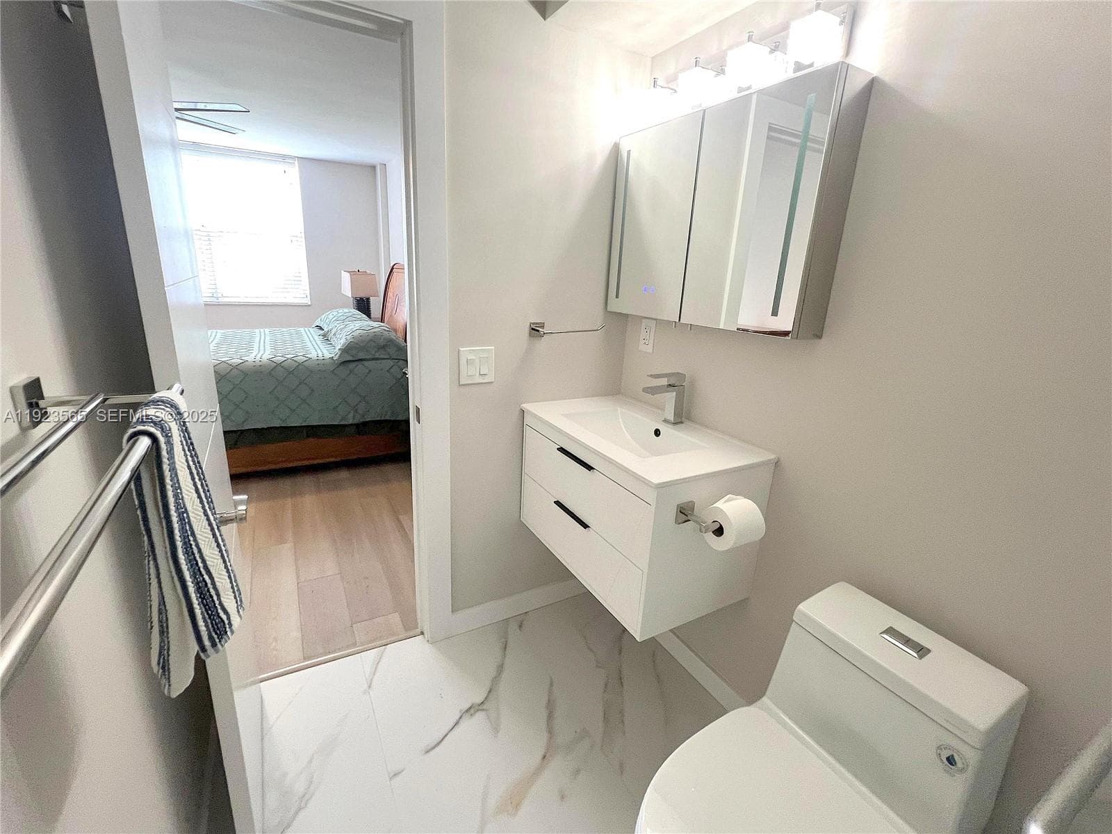 EASTERN SHORES WHITE HOUS · #104 in North Miami Beach - Photo 16
