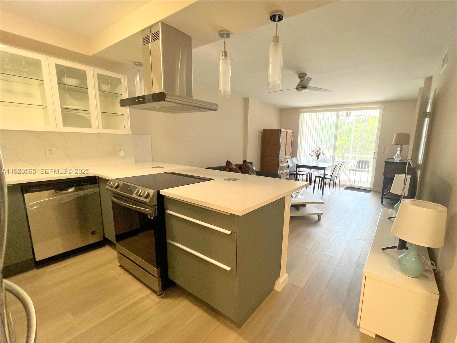 EASTERN SHORES WHITE HOUS · #104 in North Miami Beach - Photo 11