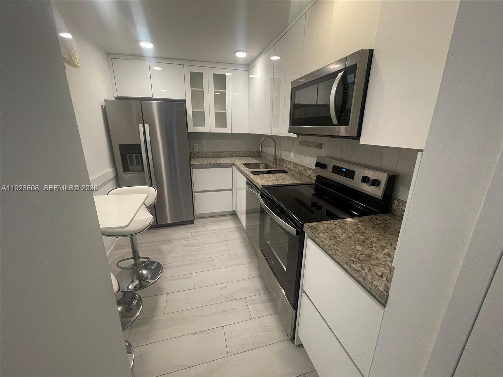 PORT ROYALE CONDO · #903 in Miami Beach - Photo 13