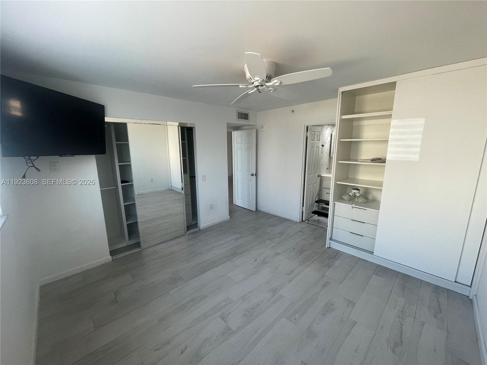 PORT ROYALE CONDO · #903 in Miami Beach - Photo 10