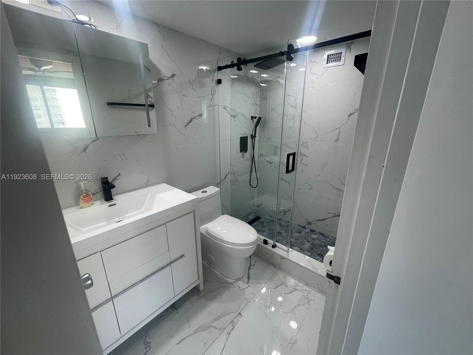 PORT ROYALE CONDO · #903 in Miami Beach - Photo 11