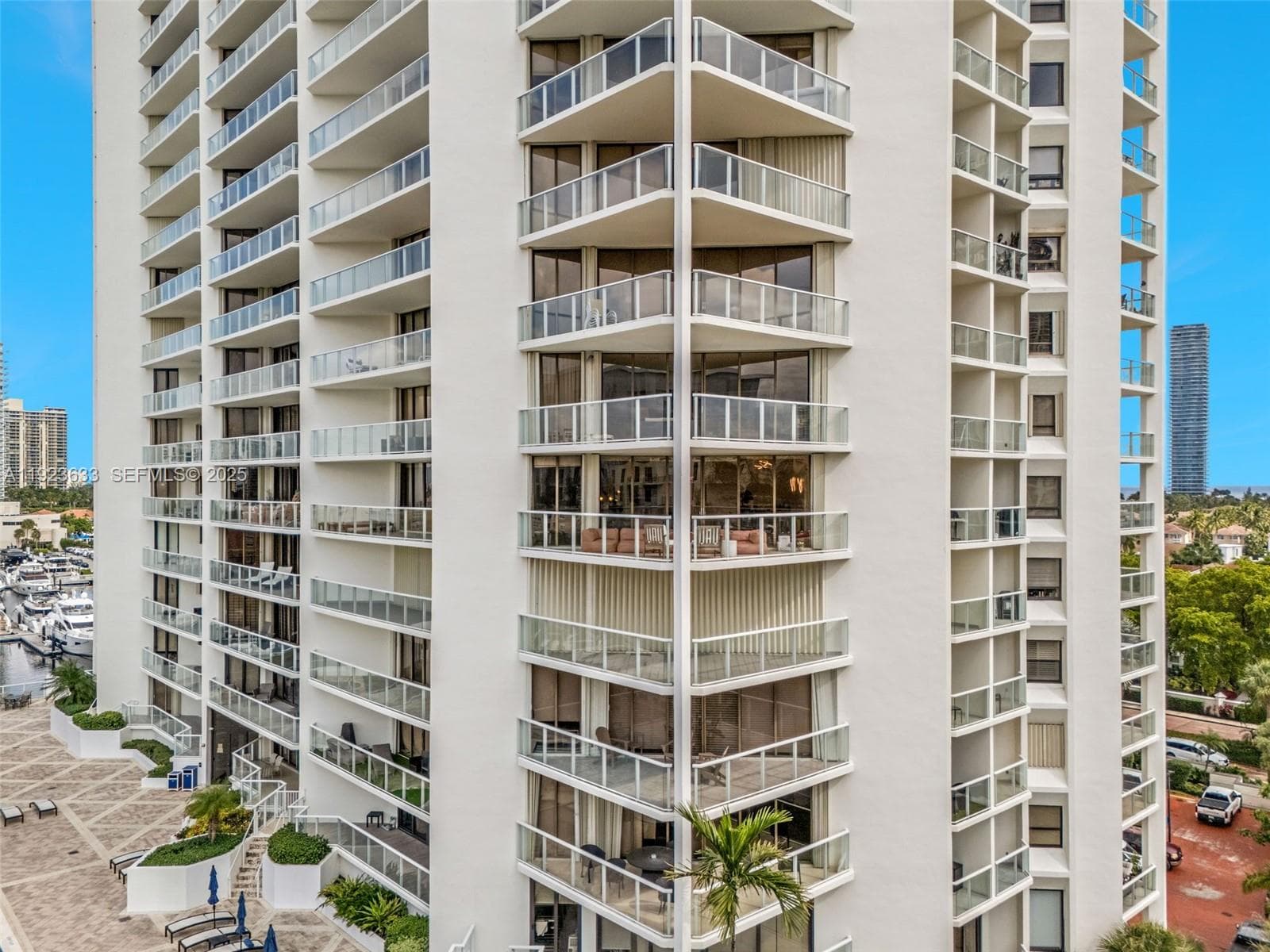 MARINA TOWER · #7D in Aventura - Photo 29