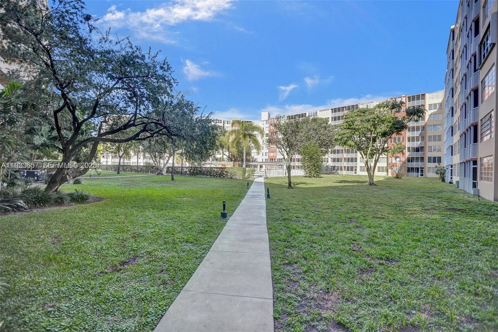 JADE WINDS · #125-4 in Miami - Photo 8