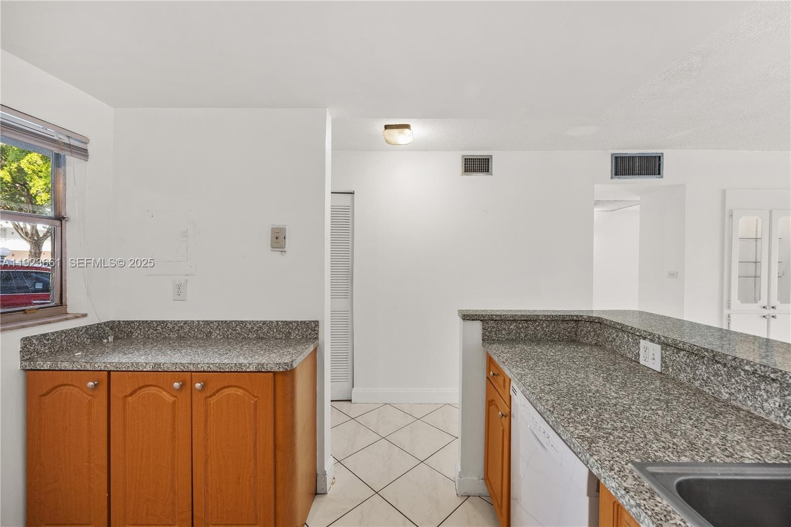 Eden Isles · #112 in North Miami Beach - Photo 24