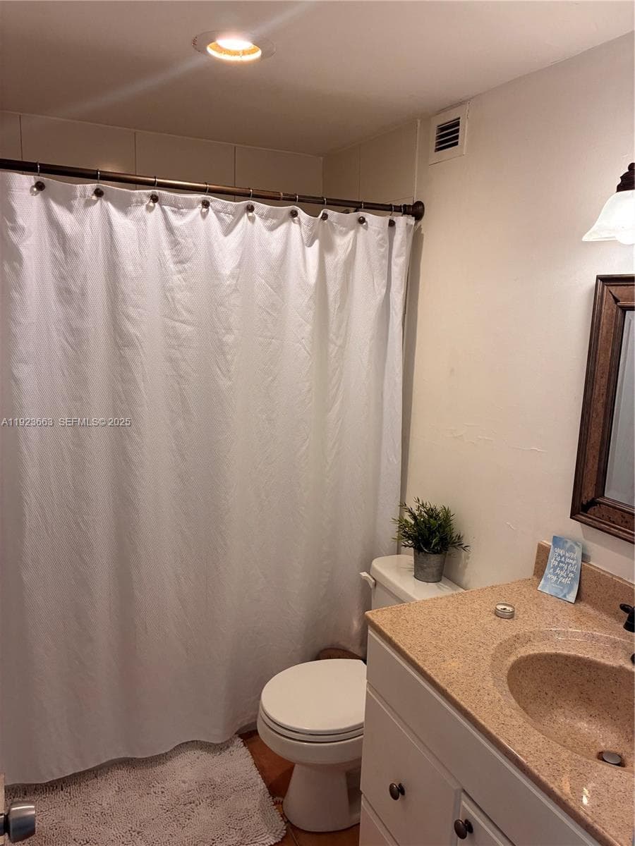 COASTAL TOWERS CONDO · #1522 in Sunny Isles Beach - Photo 12