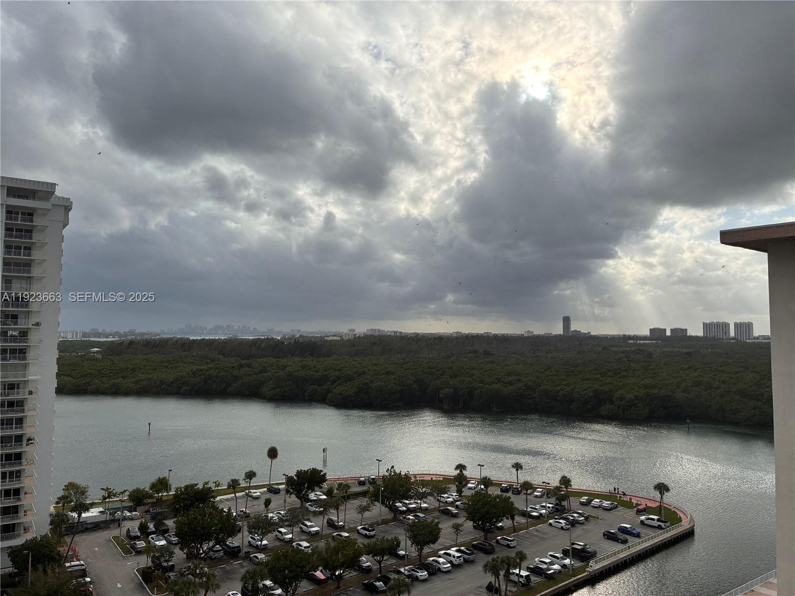 COASTAL TOWERS CONDO · #1522 in Sunny Isles Beach - Photo 7