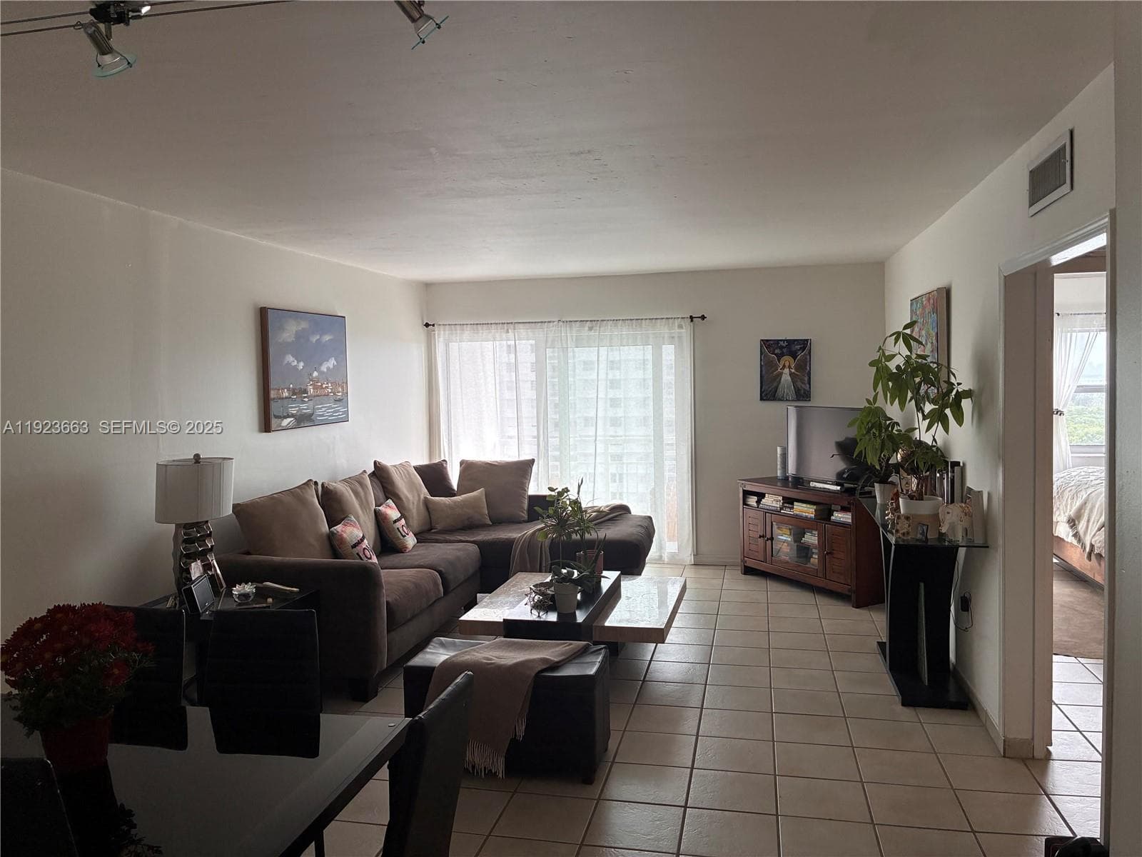COASTAL TOWERS CONDO · #1522 in Sunny Isles Beach - Photo 9