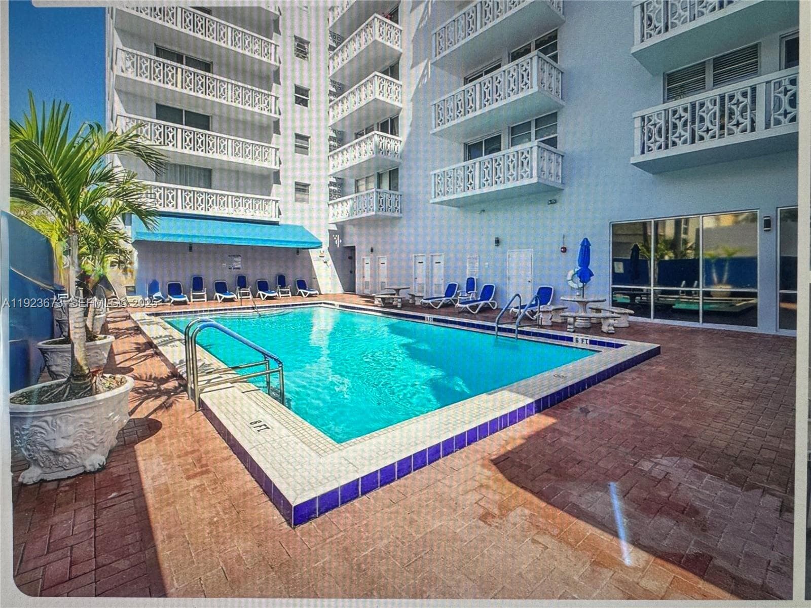 ADMIRAL TOWERS CONDO · #608 in Miami Beach - Photo 2