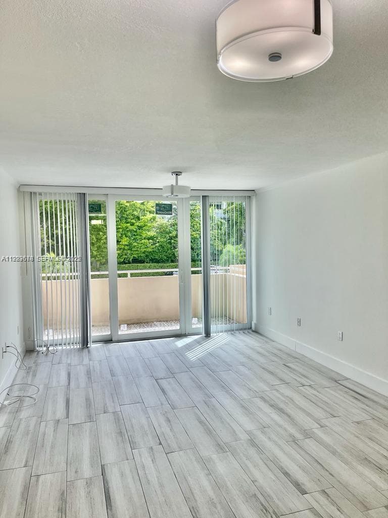 BELINDA GARDENS CONDO · #201 in Miami - Photo 5