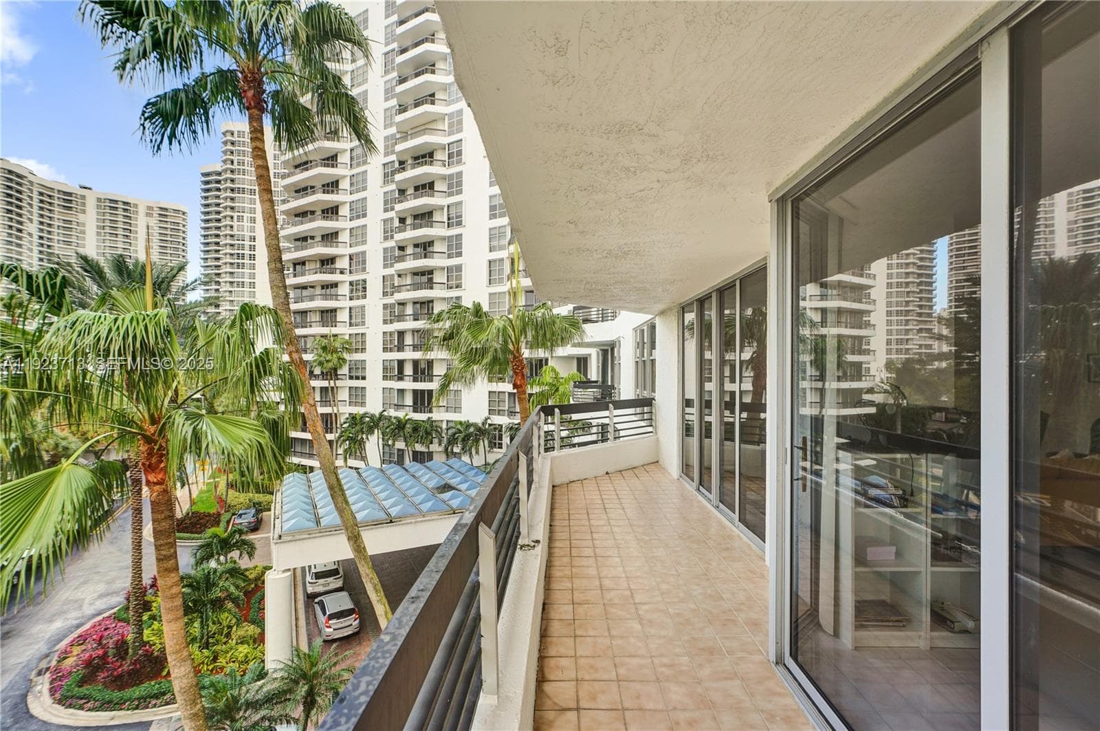 Mystic Pointe Tower 300 · #507 in Aventura - Photo 7