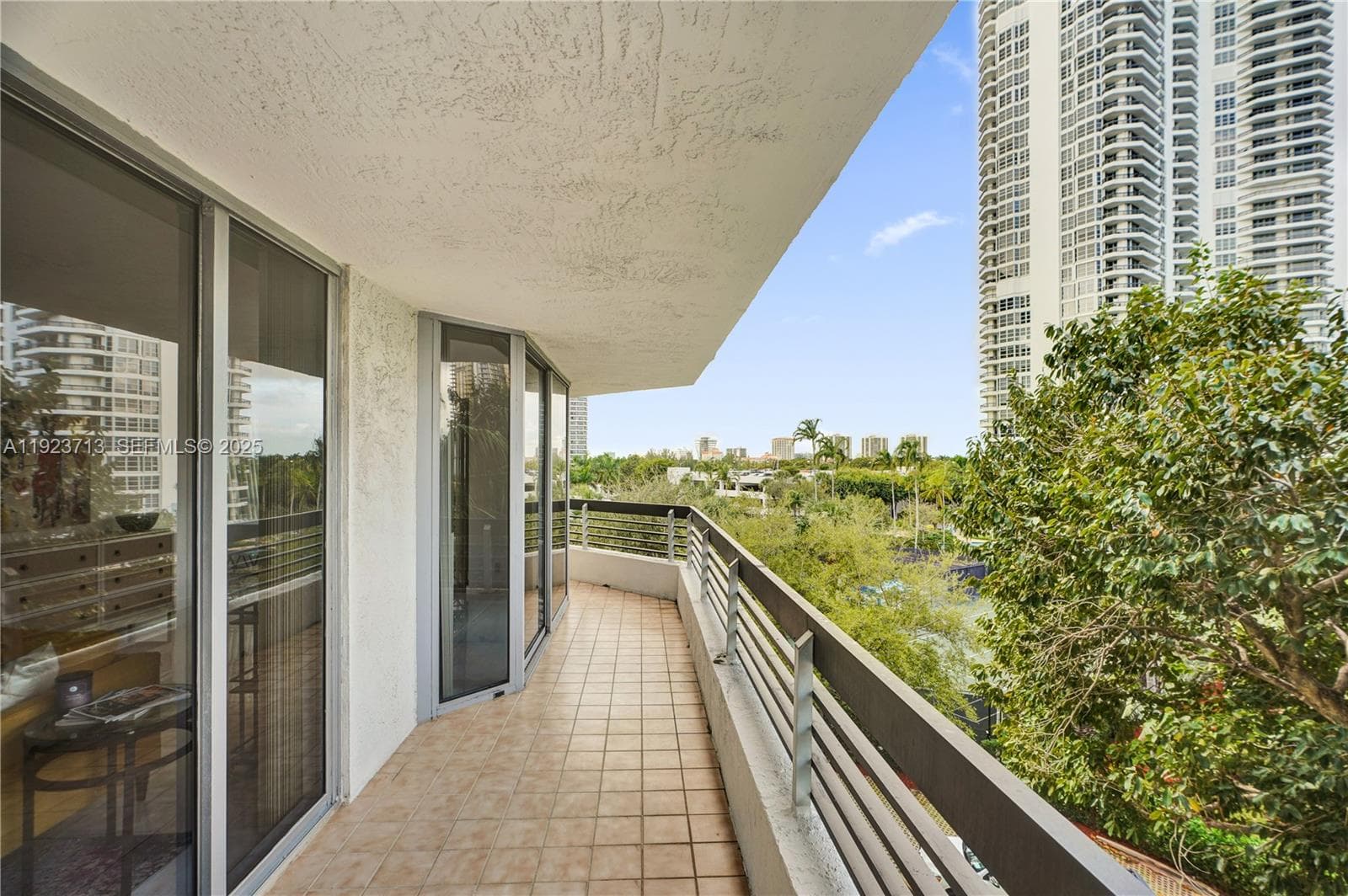 Mystic Pointe Tower 300 · #507 in Aventura - Photo 10