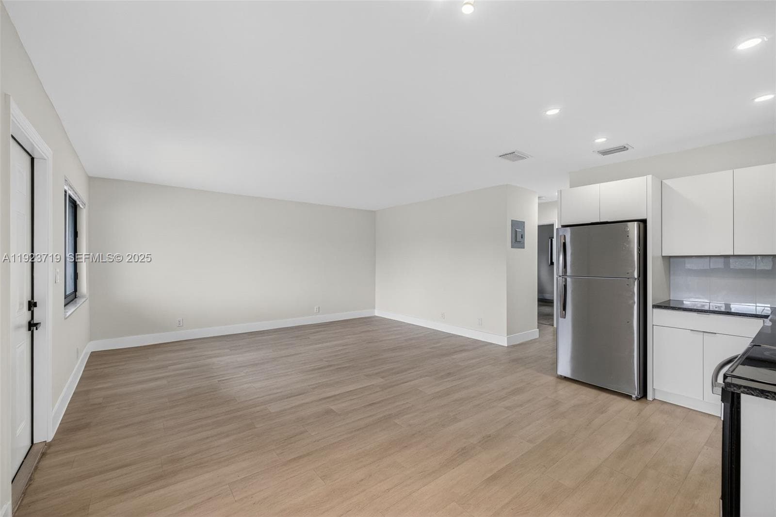 615 Ne 26TH St · #8 in Wilton Manors - Photo 9