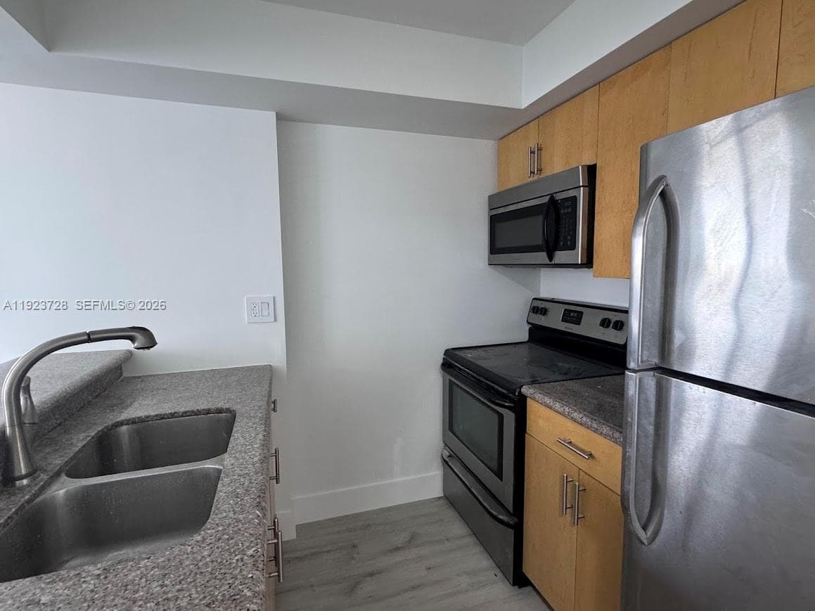 MADISON DOWNTOWN CONDO · #W-2108 in Miami - Photo 2