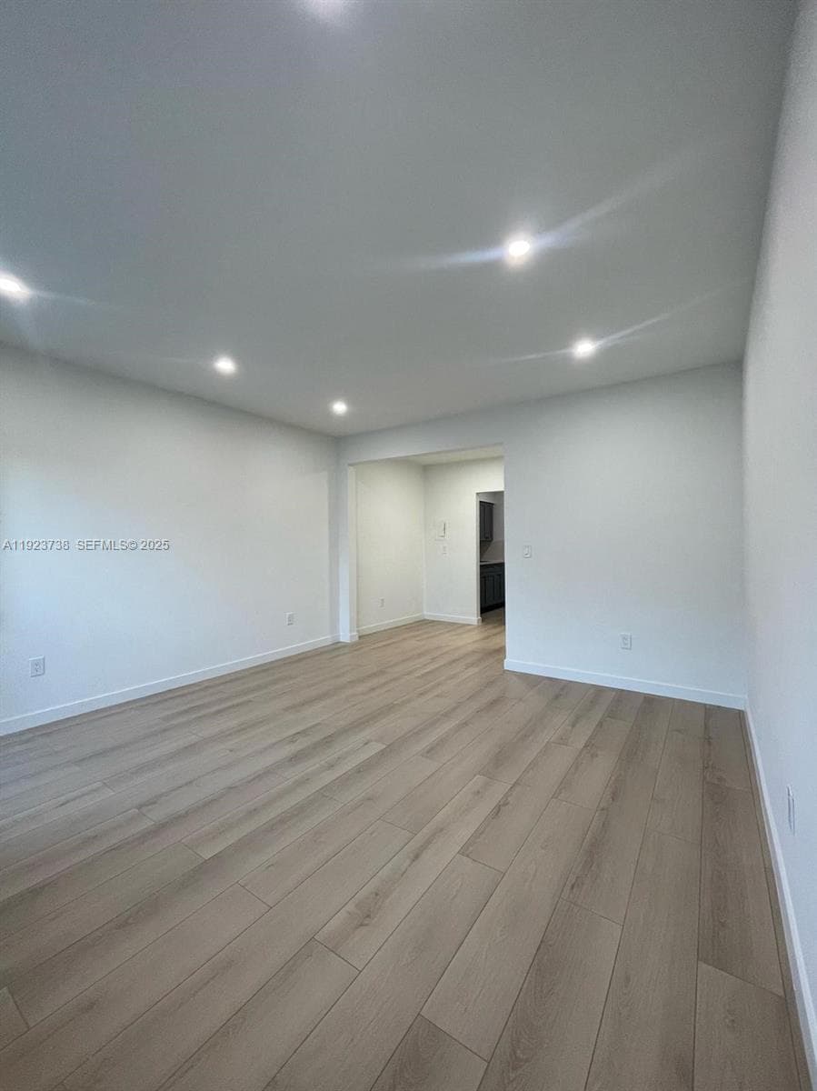 Michigan Ave Ocean · #10 in Miami Beach - Photo 2