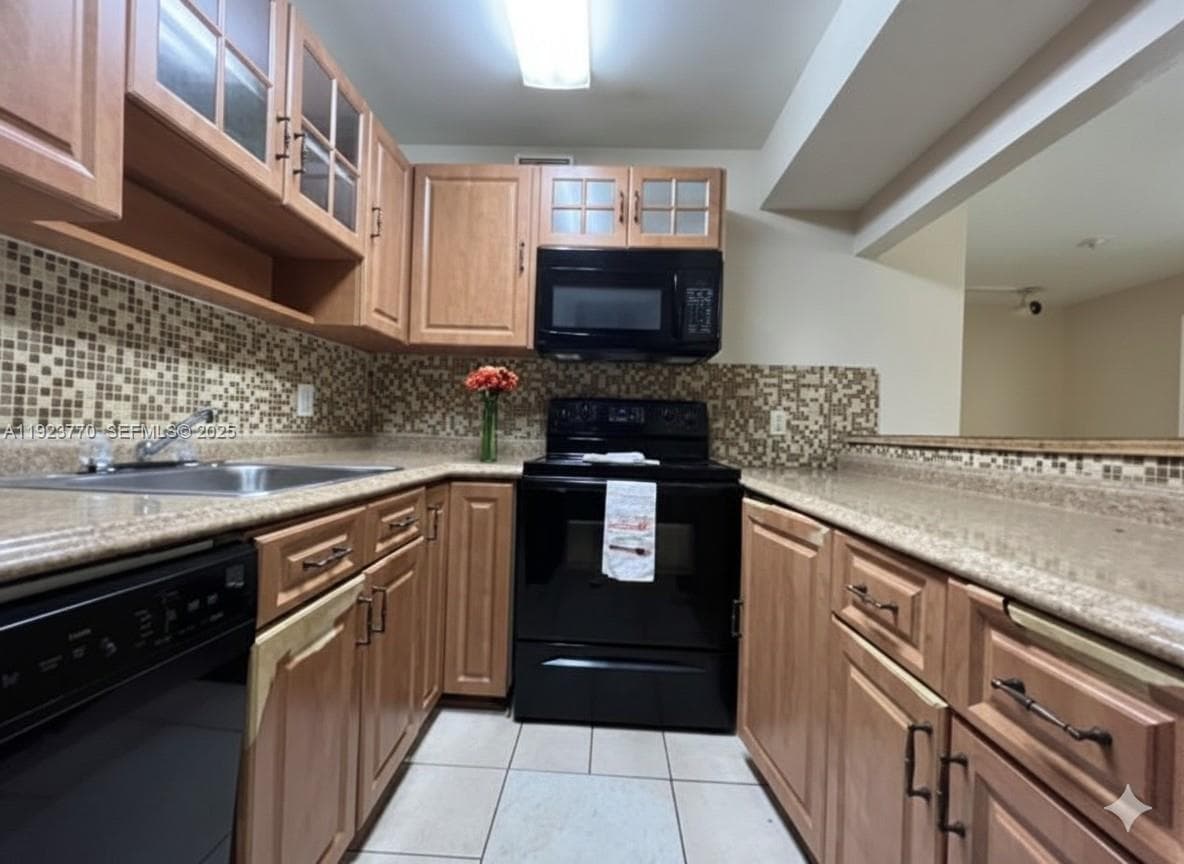 PALM AIRE GARDENS CONDO · #15 in Pompano Beach - Photo 6