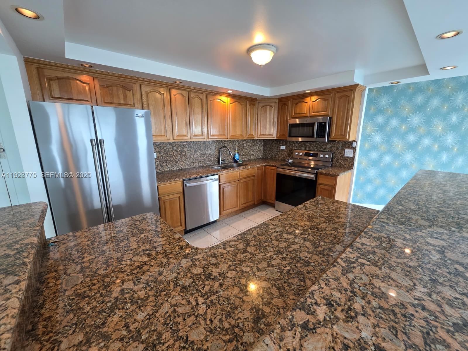 BURLEIGH HOUSE CONDO · #725 in Miami Beach - Photo 7