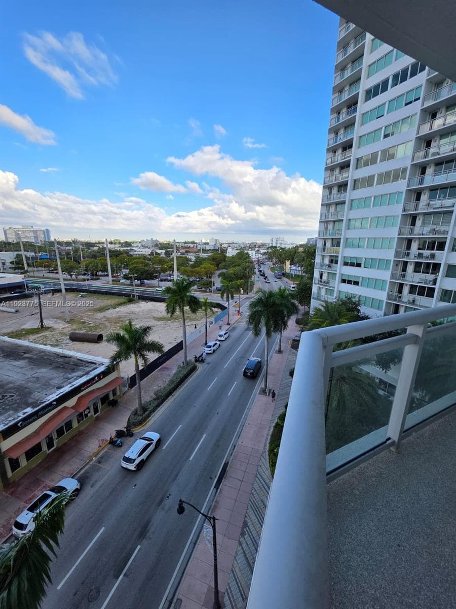 BURLEIGH HOUSE CONDO · #725 in Miami Beach - Photo 18
