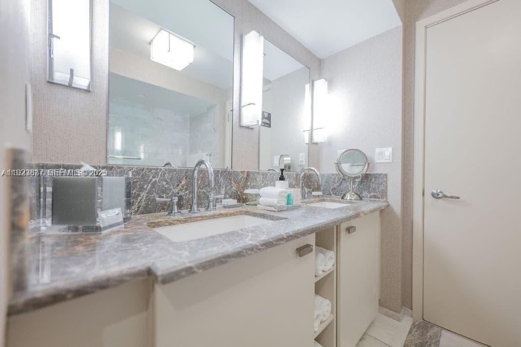 OCEAN RESORT RESIDENCES · #R204 in Fort Lauderdale - Photo 8